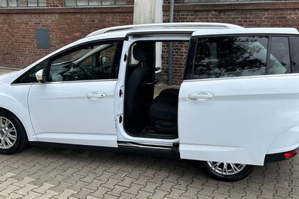 Ford Grand C-Max 121.957 km 6.100 &euro; Köln 51069