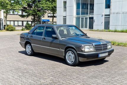 Mercedes-Benz 190 210.000 km 2.999 &euro; Hamburg 22115