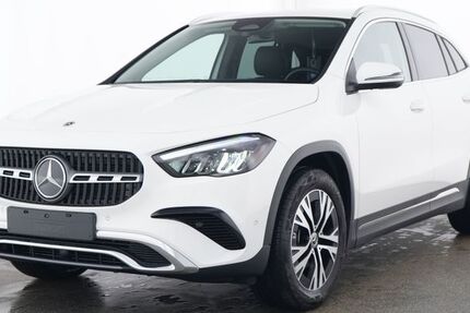 Mercedes-Benz GLA 180 5.200 km 35.880 &euro; Esslingen 73730