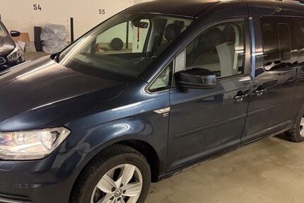 VW Caddy 77.500 km 22.999 &euro; Germering 82110
