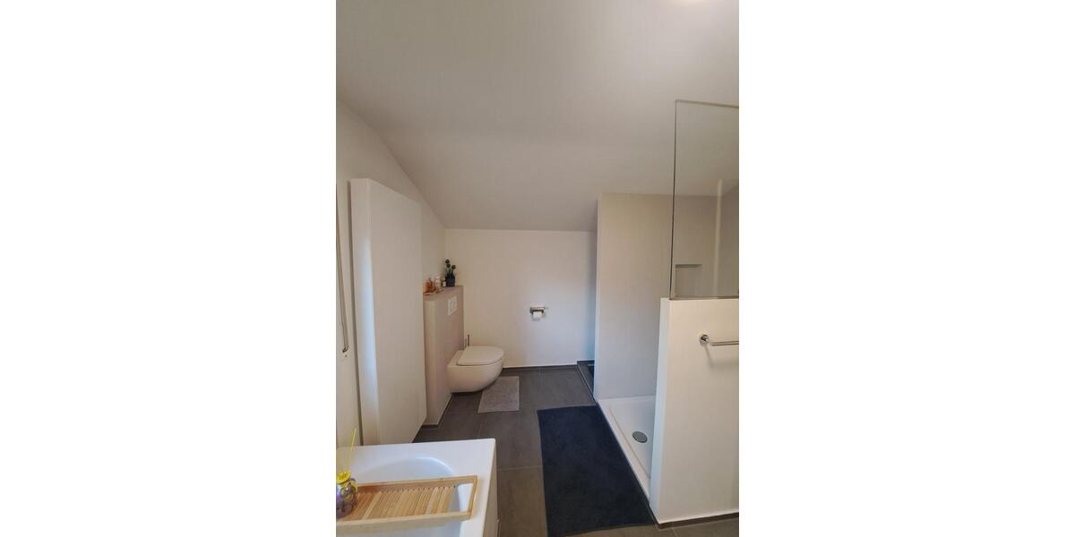 Dachgeschoßwohnung Siegen Kaan-Marienborn - 2 Zimmer, 86 m&sup2;, 774&euro; | Angebot:26337695