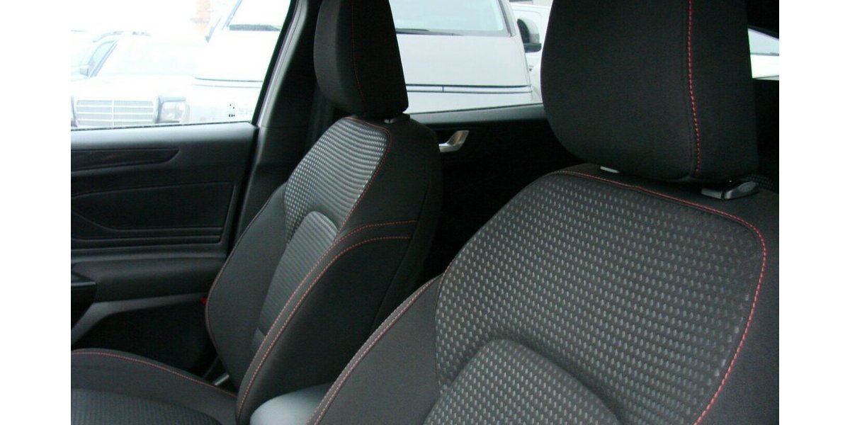 Ford Focus 1.5L TDCi ST-Line X ACC LED AHK HUD Bliss 12.043 km 23.980 &euro; Falkensee 14612