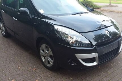 Renault Scenic 99.000 km 2.999 € Loxstedt-Nesse 27612