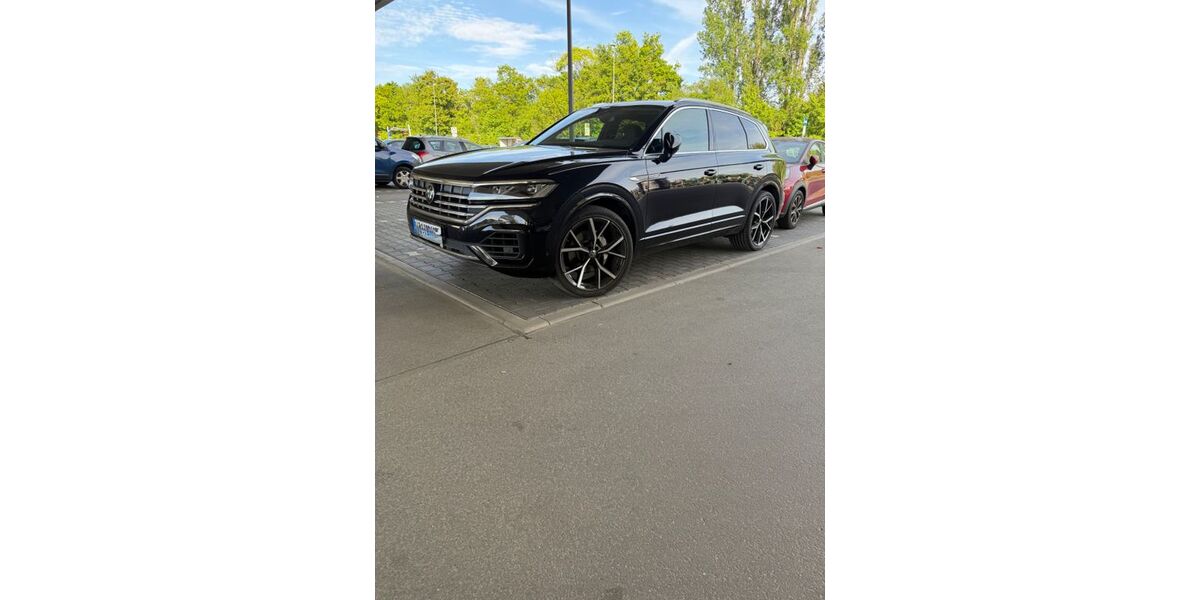 VW Touareg 100.092 km 45.500 &euro; Wiesbaden 65197