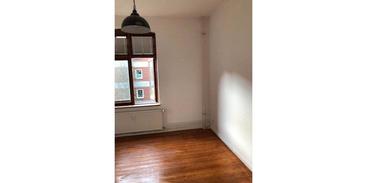 Etagenwohnung Flensburg - 3 Zimmer, 83 m&sup2;, 235.000&euro; | Angebot:26645608