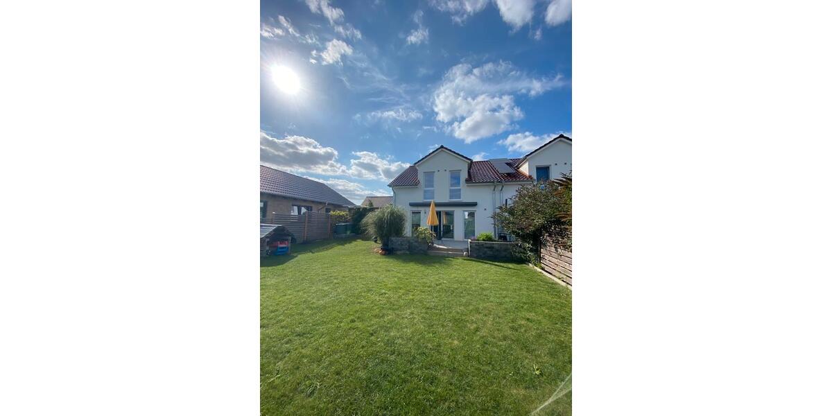 Moderne Doppelhaushälfte in Bad Nenndorf bis 042027 5 zimmer