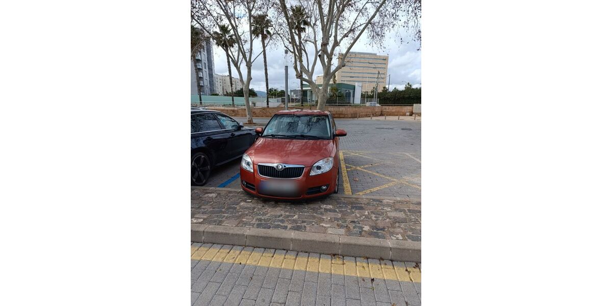 Skoda Fabia 140.000 km 2.300 &euro; Köln 50823