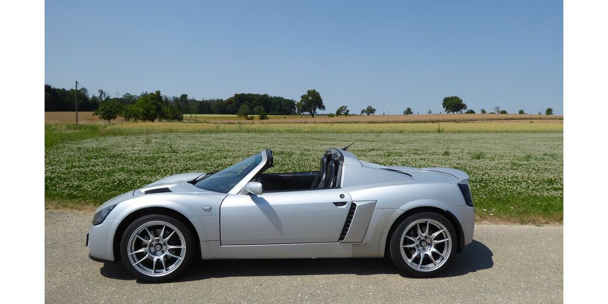 Opel Speedster 40.300 km 29.990 &euro; Karlsruhe 76185
