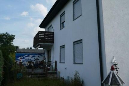 Frisch renovierte 2,5-Zimmer-Wohnung mit Terrasse und Garten 2.5 zimmer