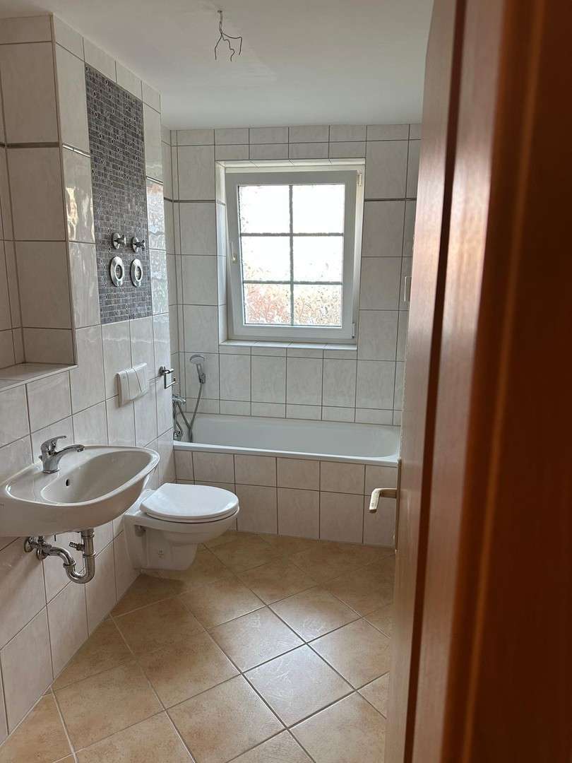 Wohnung zum Mieten in WiesenburgMarkOT Schmerwitz 496 € 70.84 m² 3 zimmer