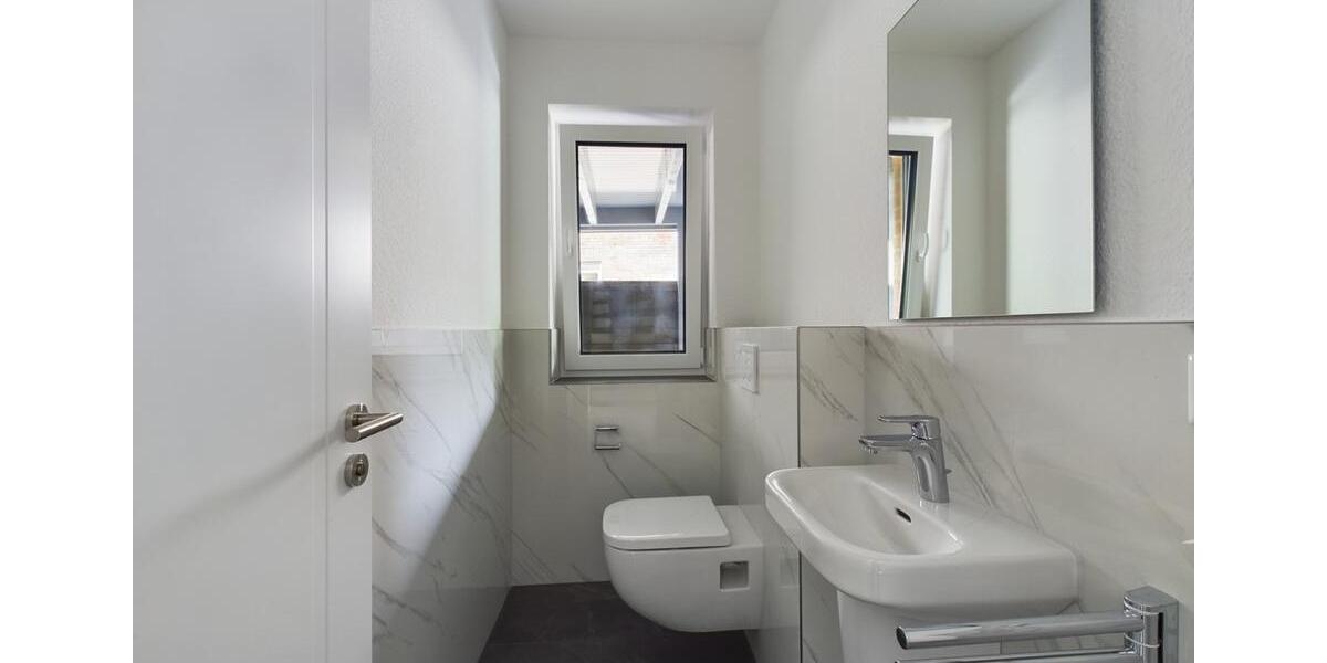 Reihenhaus Oldenburg Kreyenbrück - 4 Zimmer, 135 m&sup2;, 1.550&euro; | Angebot:26291541