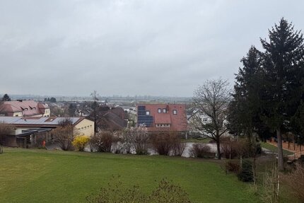 Neu sanierte 4 Zimmerwohnung in bester Lage von Ortenberg