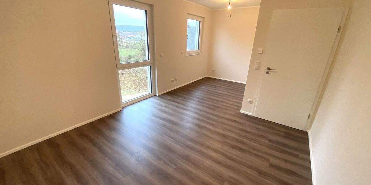 Doppelhaushälfte Ellingen - 4 Zimmer, 127 m&sup2;, 1.650&euro; | Angebot:25820767