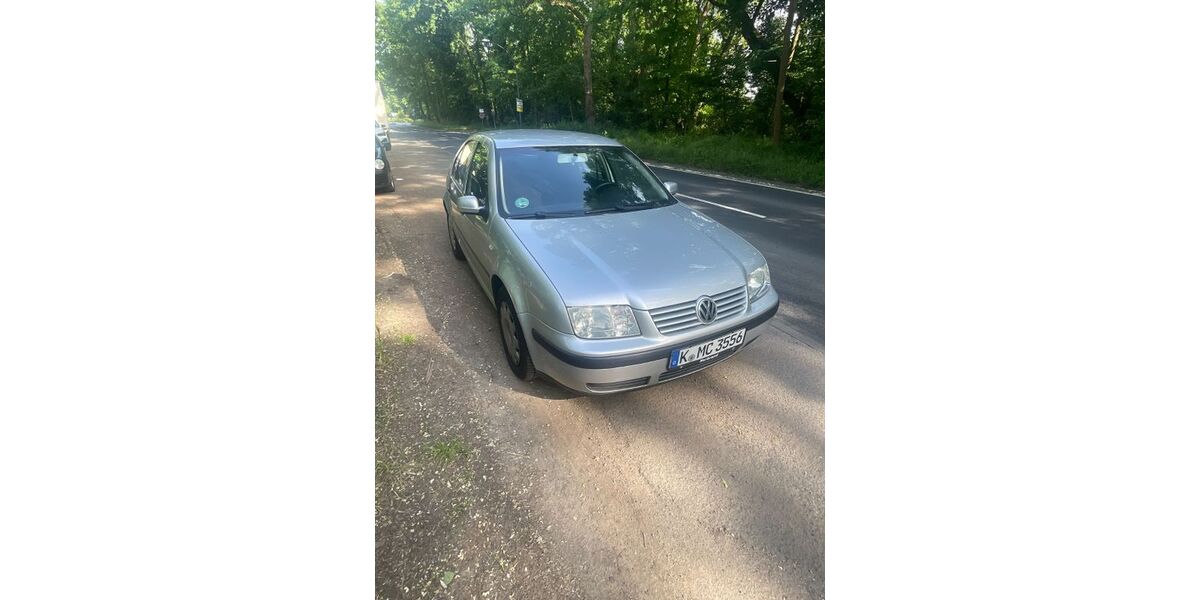 VW Bora 250.000 km 1.499 &euro; Köln 51149