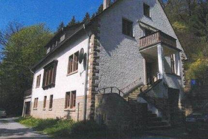 Haus Warburg - 11 Zimmer, 370 m&sup2;, 269.000&euro; | Angebot:27072794