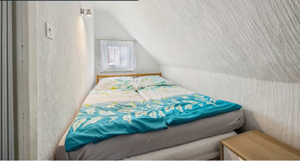 Helle Dachwohnung in Poseritz 2 zimmer