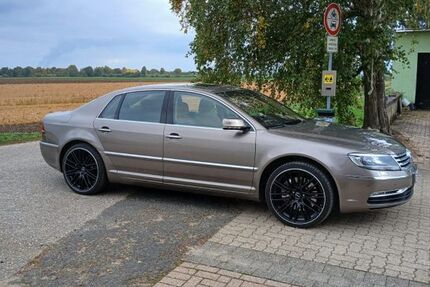 VW Phaeton 143.544 km 15.900 € Elsdorf 50189