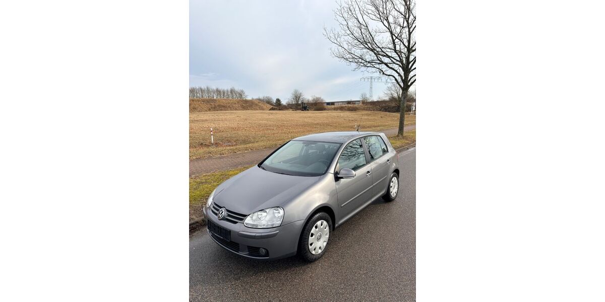 VW Golf 237.000 km 2.500 &euro; Parchtitz 18528