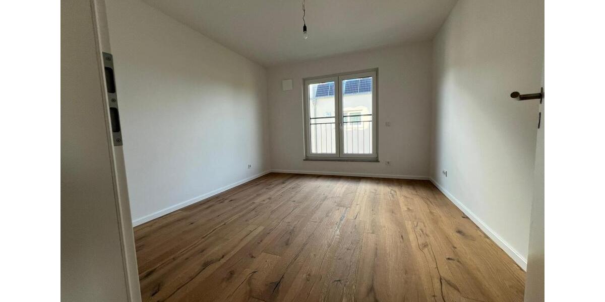 Reihenhaus München Allach-Untermenzing - 5 Zimmer, 135 m&sup2;, 1.184.000&euro; | Angebot:25634623