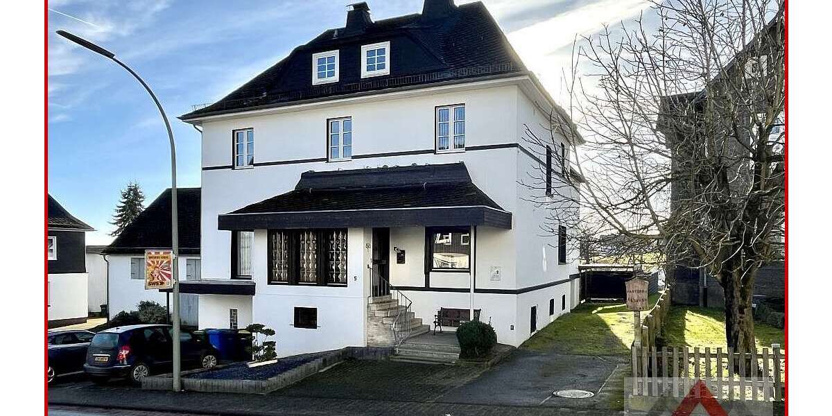 Einfamilienhaus Medebach / Düdinghausen Düdinghausen - 11 Zimmer, 356 m&sup2;, 320.000&euro; | Angebot:25190871