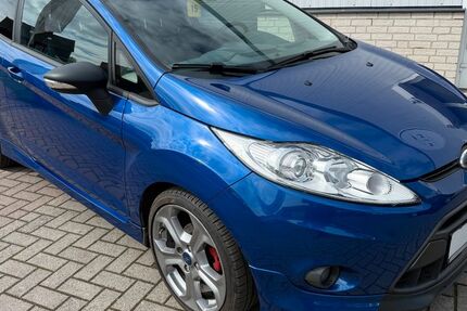 Ford Fiesta 156.398 km 4.990 &euro; Ostbevern 48346