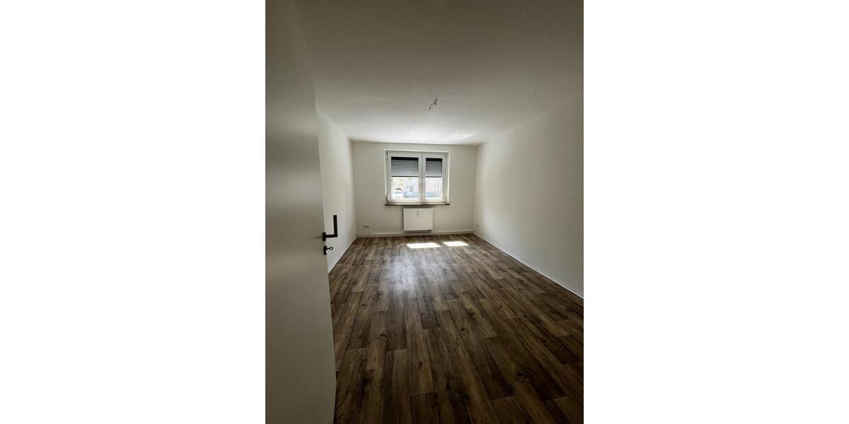 Etagenwohnung Zeitz - 3 Zimmer, 60 m&sup2;, 393&euro; | Angebot:26423867