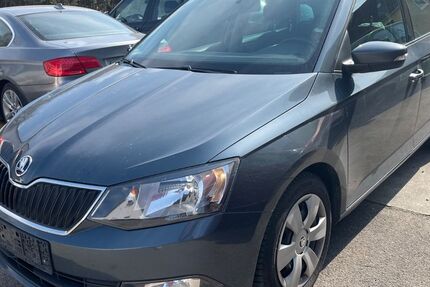 Skoda Fabia 233.000 km 3.999 &euro; Ichenhausen-Hochwang 89335