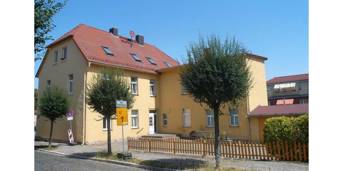 Etagenwohnung Ballenstedt - 3 Zimmer, 80 m&sup2;, 400&euro; | Angebot:26235243