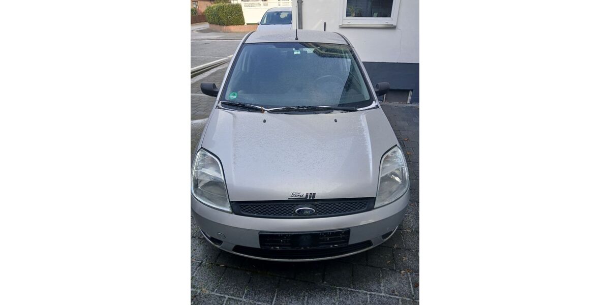 Ford Fiesta 174.000 km 1.099 &euro; Bad Oeynhausen 32549