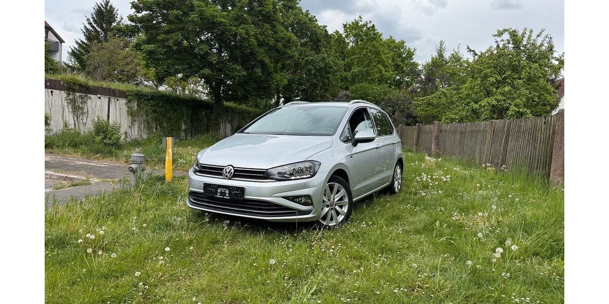 VW Golf Sportsvan 21.000 km 14.389 &euro; nürnberg 90431