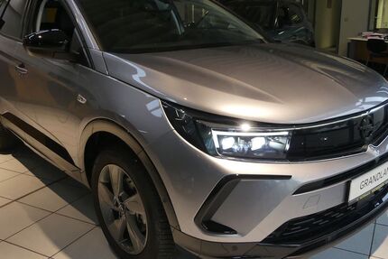 Opel Grandland (X) 12.620 km 26.290 &euro; Ebersberg 85560