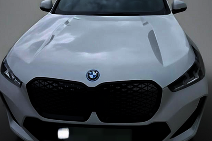 BMW iX1 29.996 km 40.500 &euro; Bad Gottleuba-Berggießhübel / Bahra 01816
