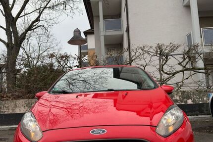 Ford Fiesta 209.950 km 2.099 &euro; Rüsselsheim 65428