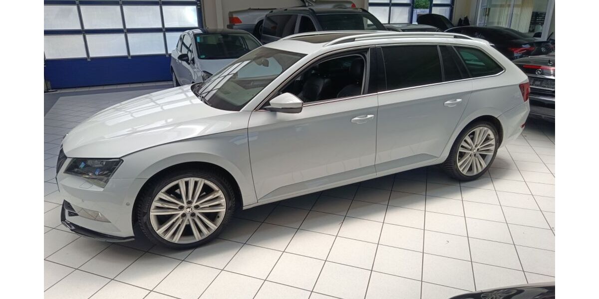 Skoda Superb 162.000 km 15.990 &euro; Recklinghausen 45659
