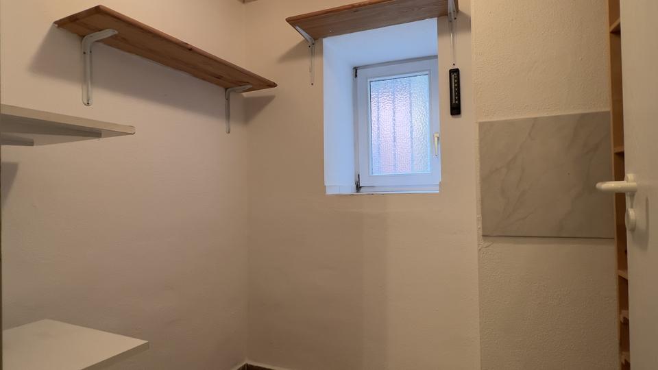 ***MEHRGENERATIONENWOHNUNG MIT ALTSTADT-CHARME*** 5 zimmer