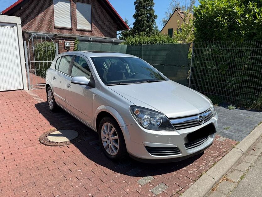 Opel Astra 125.000 km 1.700 € Mainz Kastel 55252