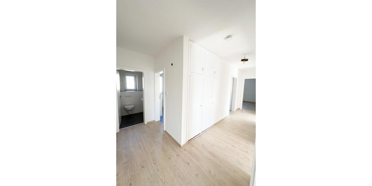 Etagenwohnung Waldmünchen - 4 Zimmer, 93 m&sup2;, 625&euro; | Angebot:26665961