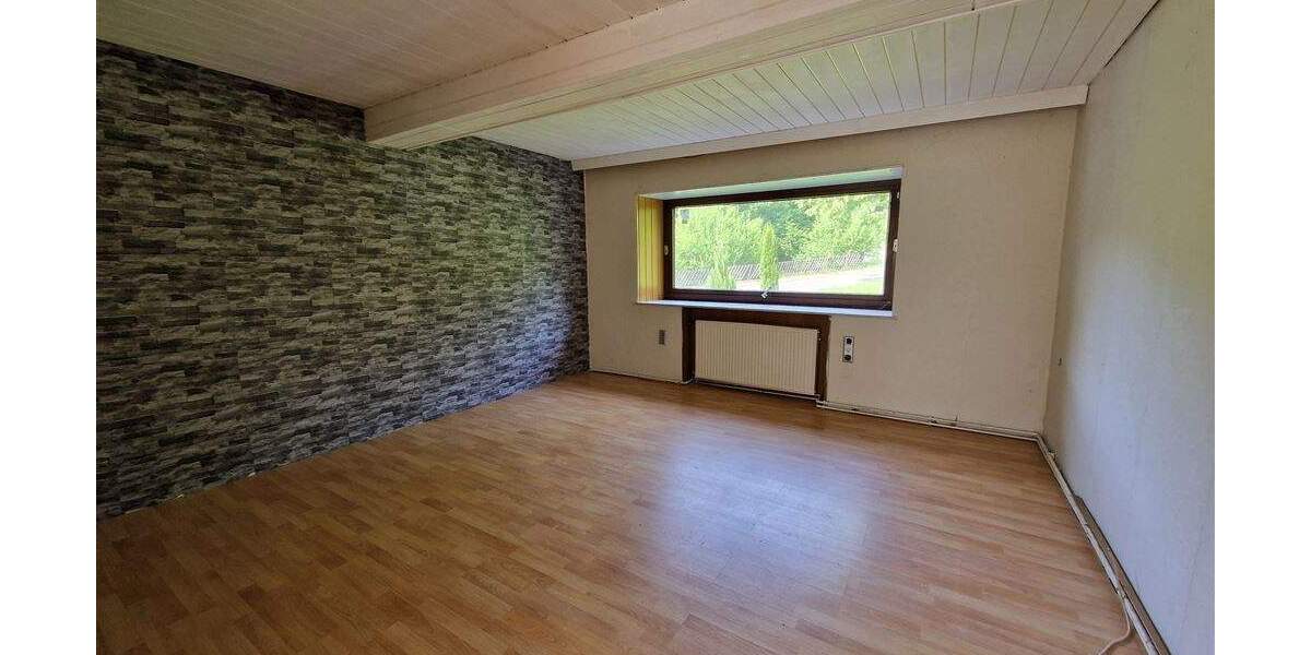 Einfamilienhaus Nonnweiler Braunshausen - 7 Zimmer, 178 m&sup2;, 89.000&euro; | Angebot:25661330
