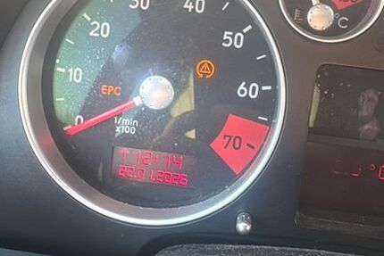 Audi TT 209.000 km 2.900 &euro; Duisburg 47055