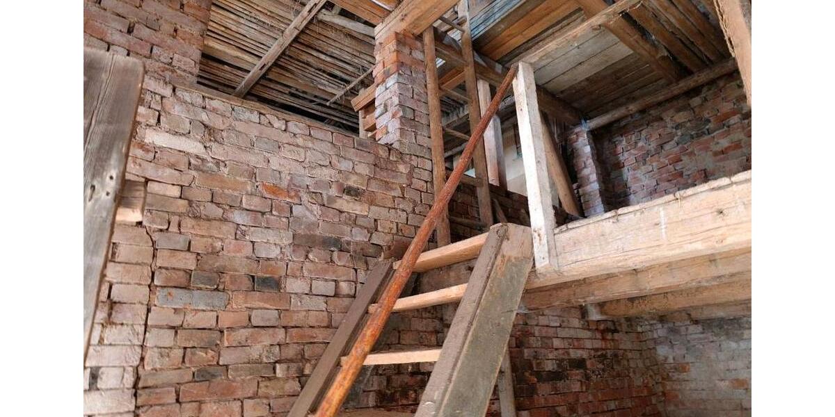 Einfamilienhaus Küllstedt - 7 Zimmer, 150 m&sup2;, 50.000&euro; | Angebot:27129169