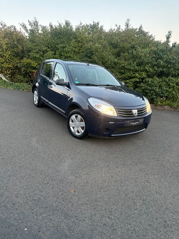 Dacia Sandero 125.600 km 2.000 € Eisingen 97249