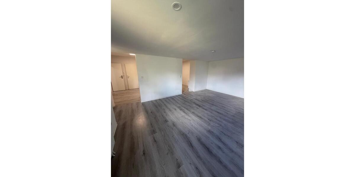 Erdgeschoßwohnung Saarbrücken Brebach-Fechingen - 3 Zimmer, 77 m&sup2;, 500&euro; | Angebot:24658518
