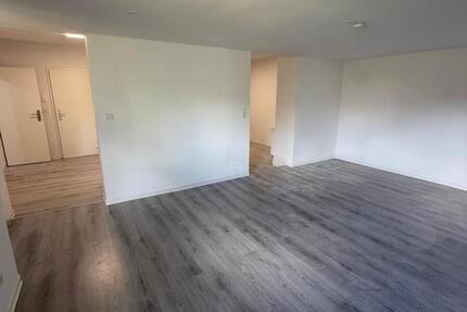 Wohnung Saarbrücken Brebach-Fechingen - 3 Zimmer, 77 m&sup2;, 500&euro; | Angebot:24658518