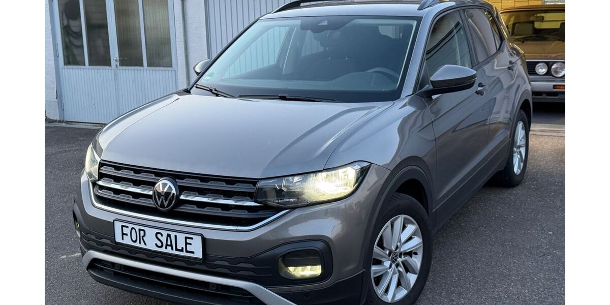 VW T-Cross 89.900 km 16.999 &euro; Urbach 73660