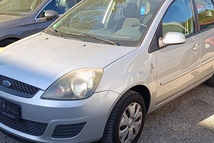 Ford Fiesta 145.111 km 1.650 &euro; Pfullingen 72793