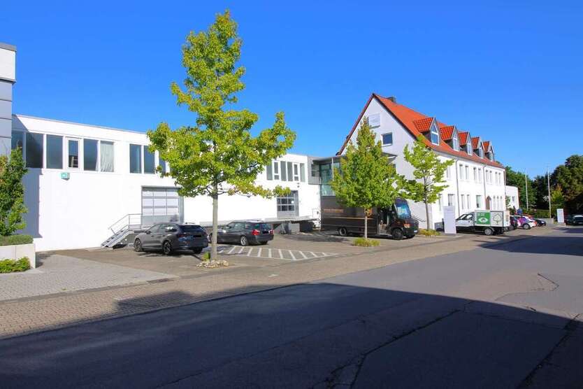 Halle in Aachen Verlautenheide 4.450 € 636 m²