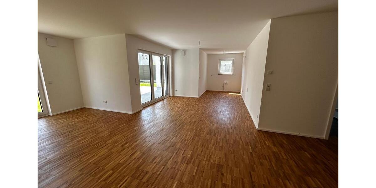 Terrassenwohnung Ingolstadt Münchener Straße - 3 Zimmer, 129 m&sup2;, 679.000&euro; | Angebot:26959087