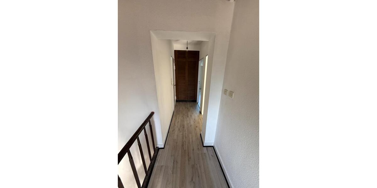 Doppelhaushälfte Neu-Isenburg Isenburg - 3 Zimmer, 110 m&sup2;, 2.200&euro; | Angebot:25924202