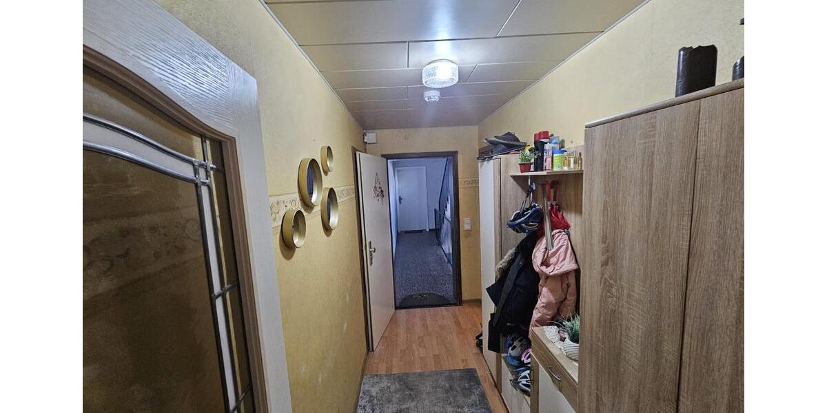 ** Große 4-Zimmer-Eigentumswohnung in Altwarmbüchen ** 4 zimmer