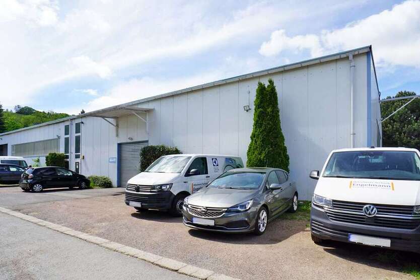 Halle in Dresden 759,01 € 108.43 m²